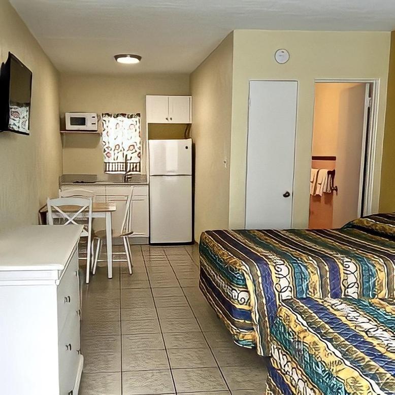 Beach Colony Motel Уайлдууд Крест Екстериор снимка