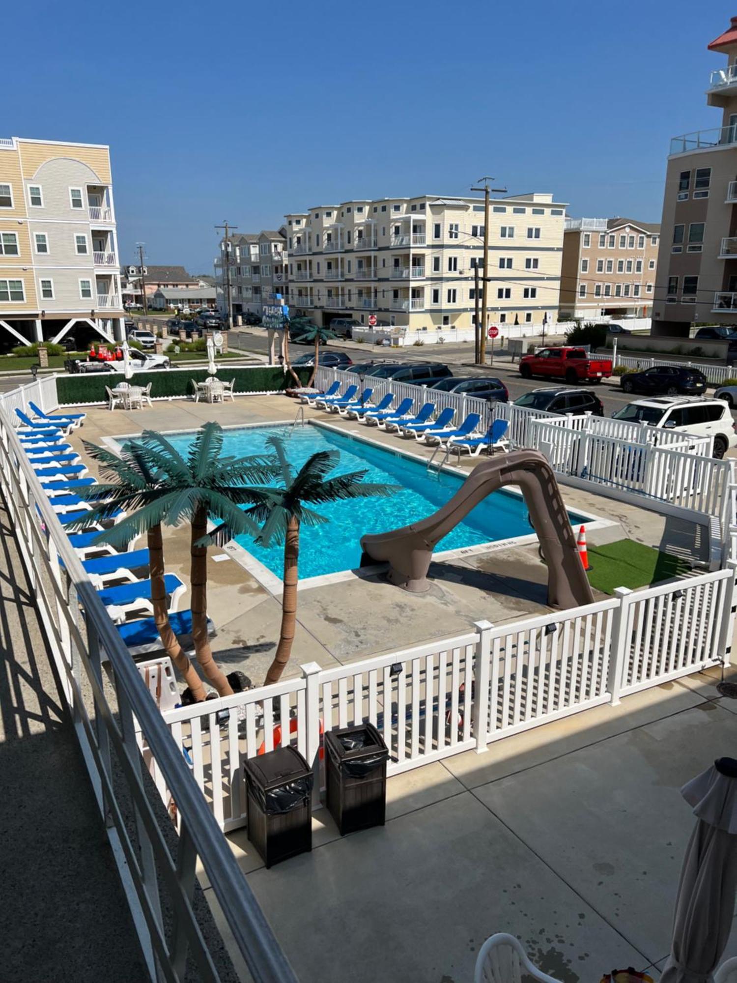 Beach Colony Motel Уайлдууд Крест Екстериор снимка